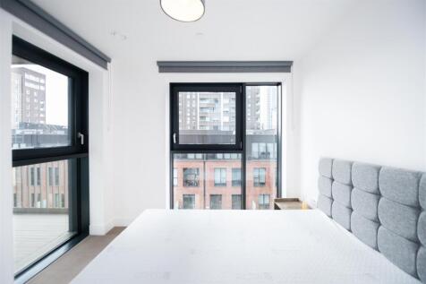 Bedroom   .jpg