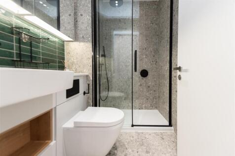 Bathroom Two.jpg
