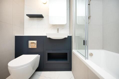 Bathroom .jpg