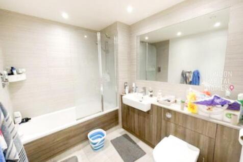 Bathroom  .jpeg