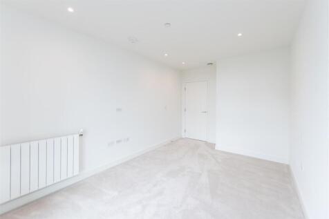 Bedroom     .jpg