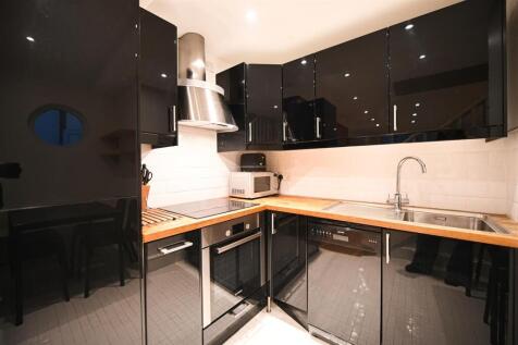 Kitchen         .jpg