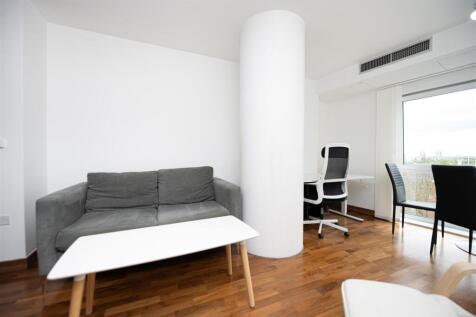 Living area                .jpg