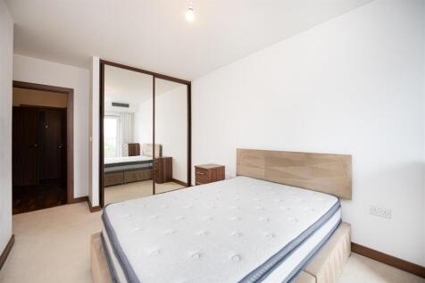 Bedroom  .jpg