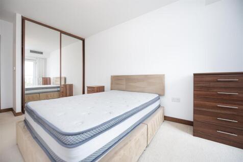Bedroom   .jpg
