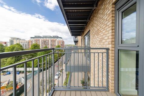 Balcony            .jpg