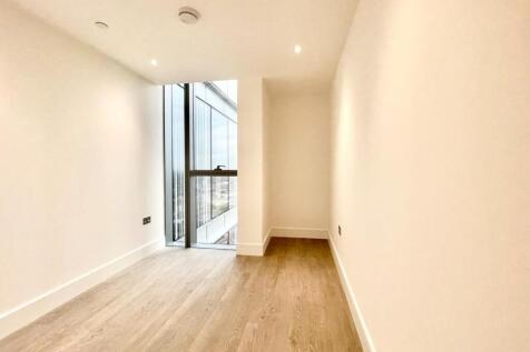 Bedroom 2 .JPG