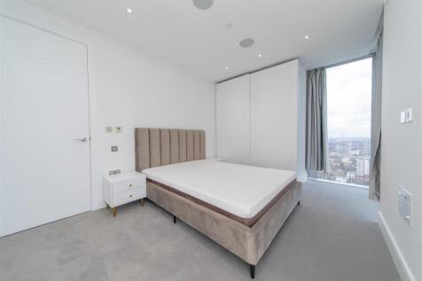 Bedroom 1.jpg