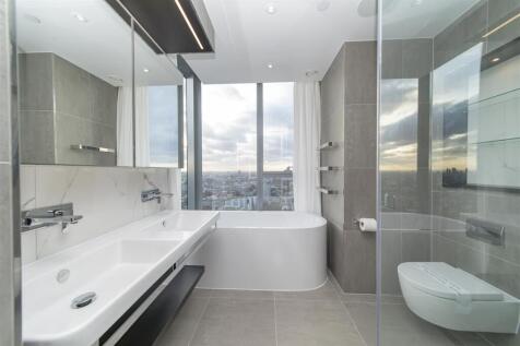 Bathroom           .jpg