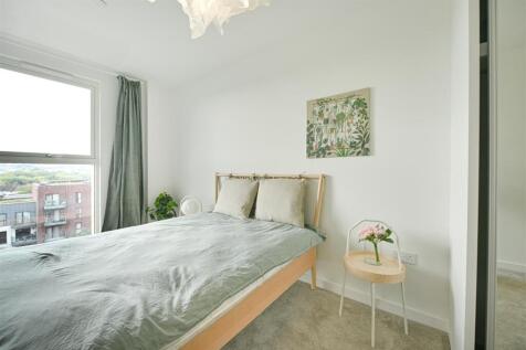Bedroom         .jpg