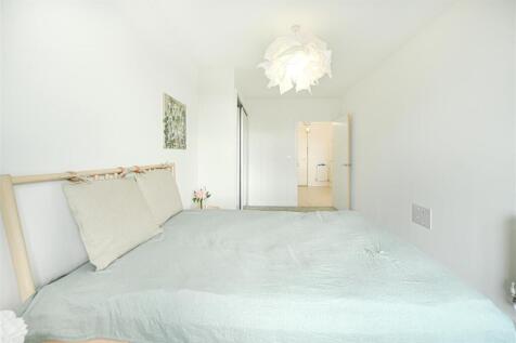 Bedroom           .jpg