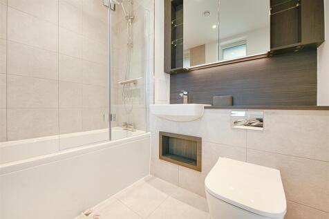 Bathroom   .jpg