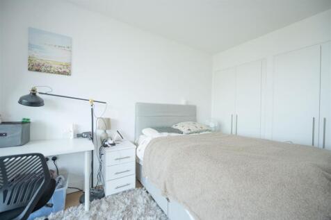 Bedroom                 .jpg