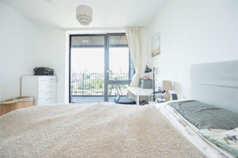 Bedroom           .jpg