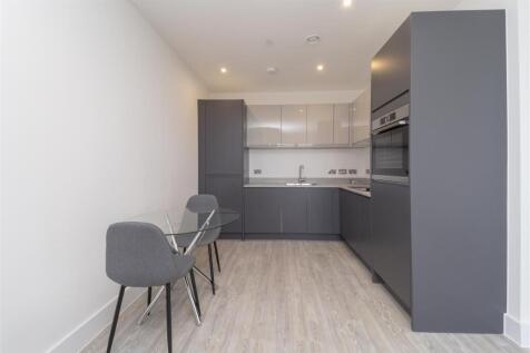 Kitchen        .jpg