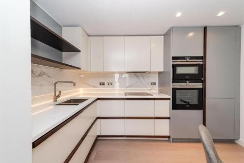 Kitchen   .jpg
