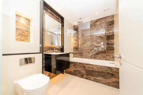 Bathroom           .jpg