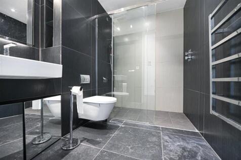 Bathroom        .jpg