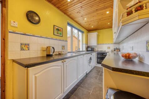 4_GARNGABER_COURT_LENZIE_017.JPEG