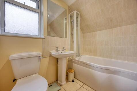 4_GARNGABER_COURT_LENZIE_024.JPEG