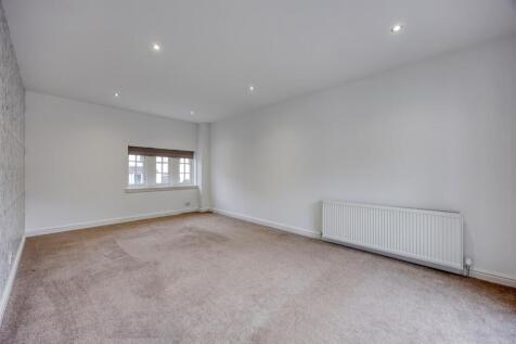 15B_OLD_MUGDOCK_ROAD_STRATHBLANE_012.JPEG
