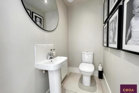 WC (10).jpg