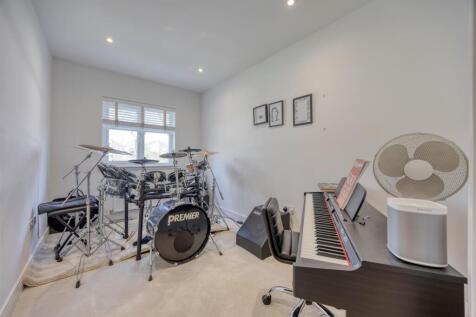 14_SILVER_BIRCH_DRIVE_LENZIE_023.JPEG