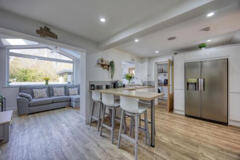 25_HEATHER_DRIVE_LENZIE_012.JPEG