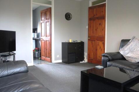 Lounge 1.jpg