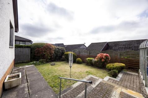 14_LAIRDS_HILL_PLACE_KILSYTH_005.JPG