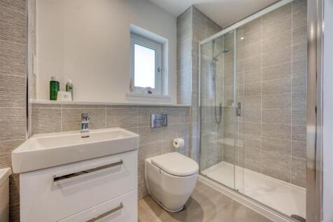 10_COURTMALAW_AVE_MILTON_OF_CAMPSIE_035.JPEG
