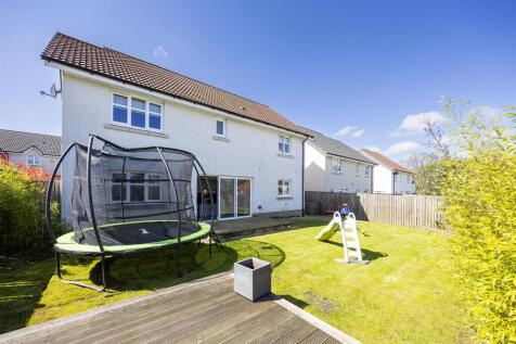 10_COURTMALAW_AVE_MILTON_OF_CAMPSIE_005.JPG