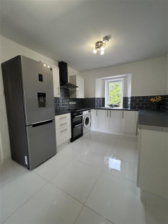 KITCHEN 2.png