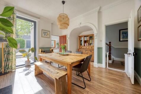 1_GALLOWHILL_ROAD_LENZIE_019.JPEG