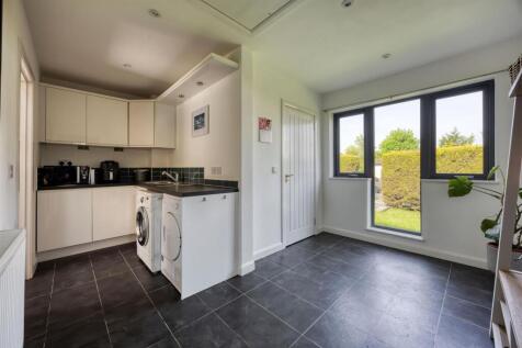 1_GALLOWHILL_ROAD_LENZIE_028.JPEG