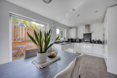37_FAULDS_DRIVE_KIRKINTILLOCH_017.JPEG