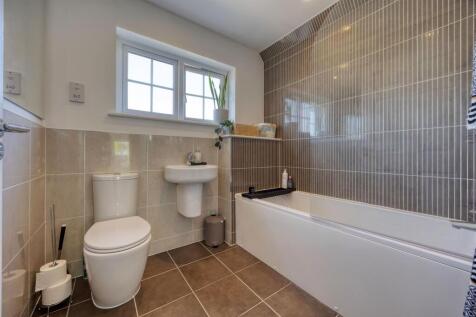 37_FAULDS_DRIVE_KIRKINTILLOCH_030.JPEG