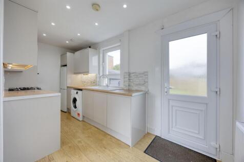 6_MARGUERITE_AVE_LENZIE_010.JPEG