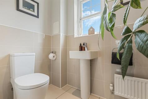 Downstair WC.jpg