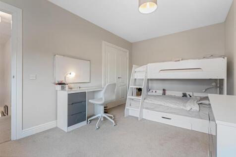 bedroom 2.2.jpg