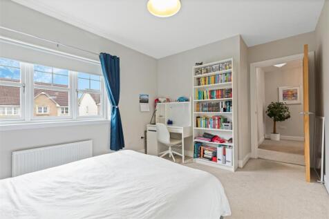 Bedroom 4.2.jpg
