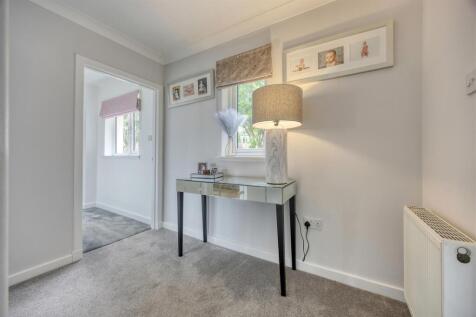 12_WOODSIDE_AVE_LENZIE_024.JPEG