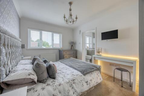 12_WOODSIDE_AVE_LENZIE_011.JPEG