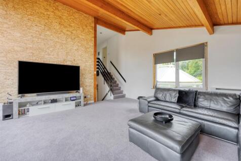 LOW_CROFT_BALMORE_008.JPEG