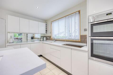 LOW_CROFT_BALMORE_012.JPEG