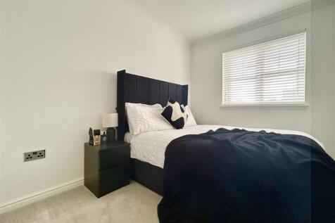 Bedroom.jpg