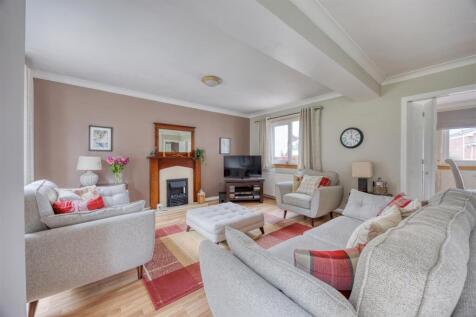 21_FOREST_PLACE_LENZIE_011.JPEG