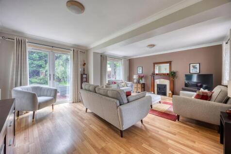 21_FOREST_PLACE_LENZIE_010.JPEG