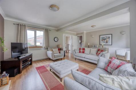 21_FOREST_PLACE_LENZIE_012.JPEG