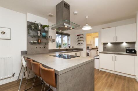 6_HILL_VIEW_WOODILEE_VILLAGE_010.JPG